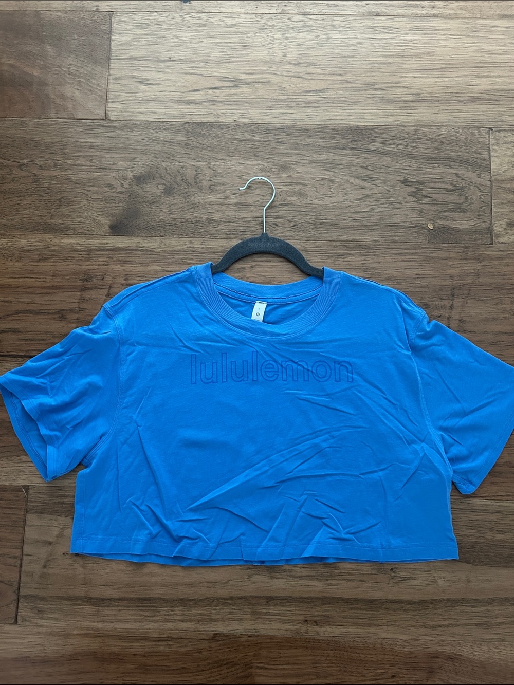 lululemon athletica Blue Cropped Logo Tee